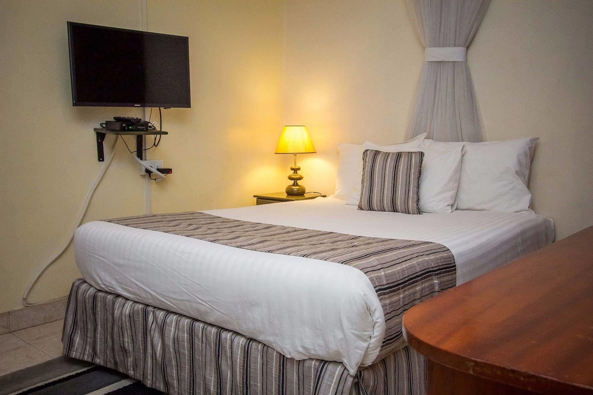 Magnolia Pine Bed & Breakfast Nairobi Exteriör bild